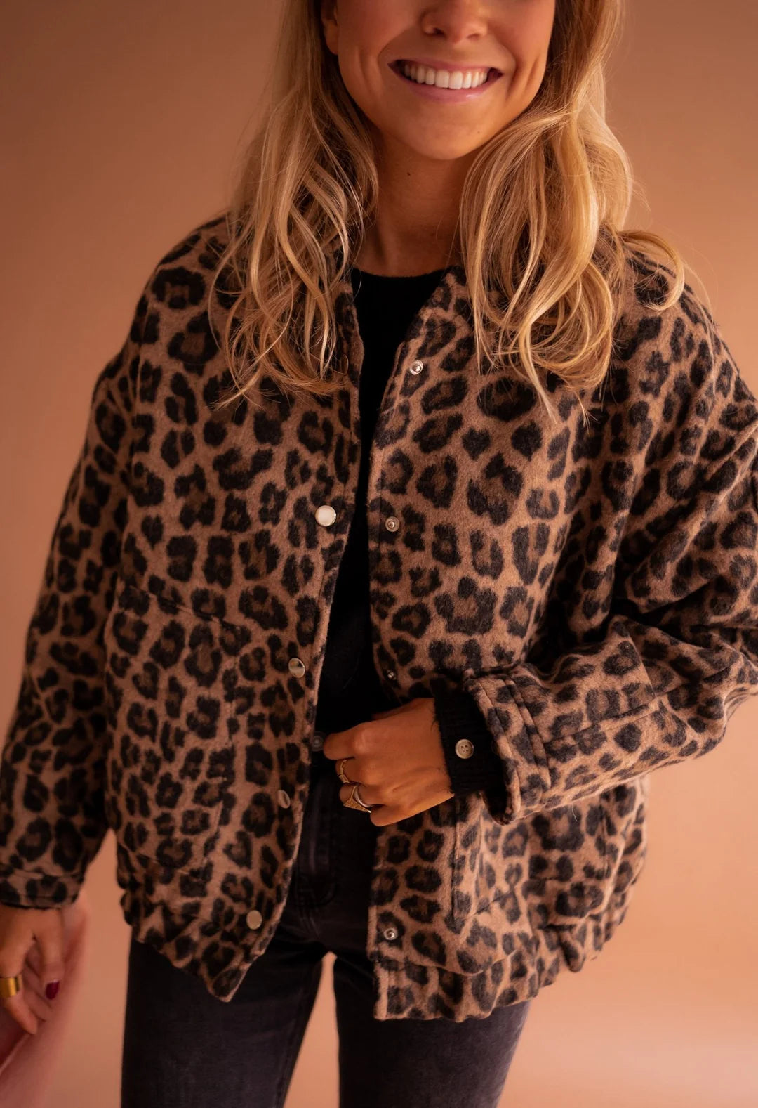Bomberjacka med leopardmönster från NewLookParis